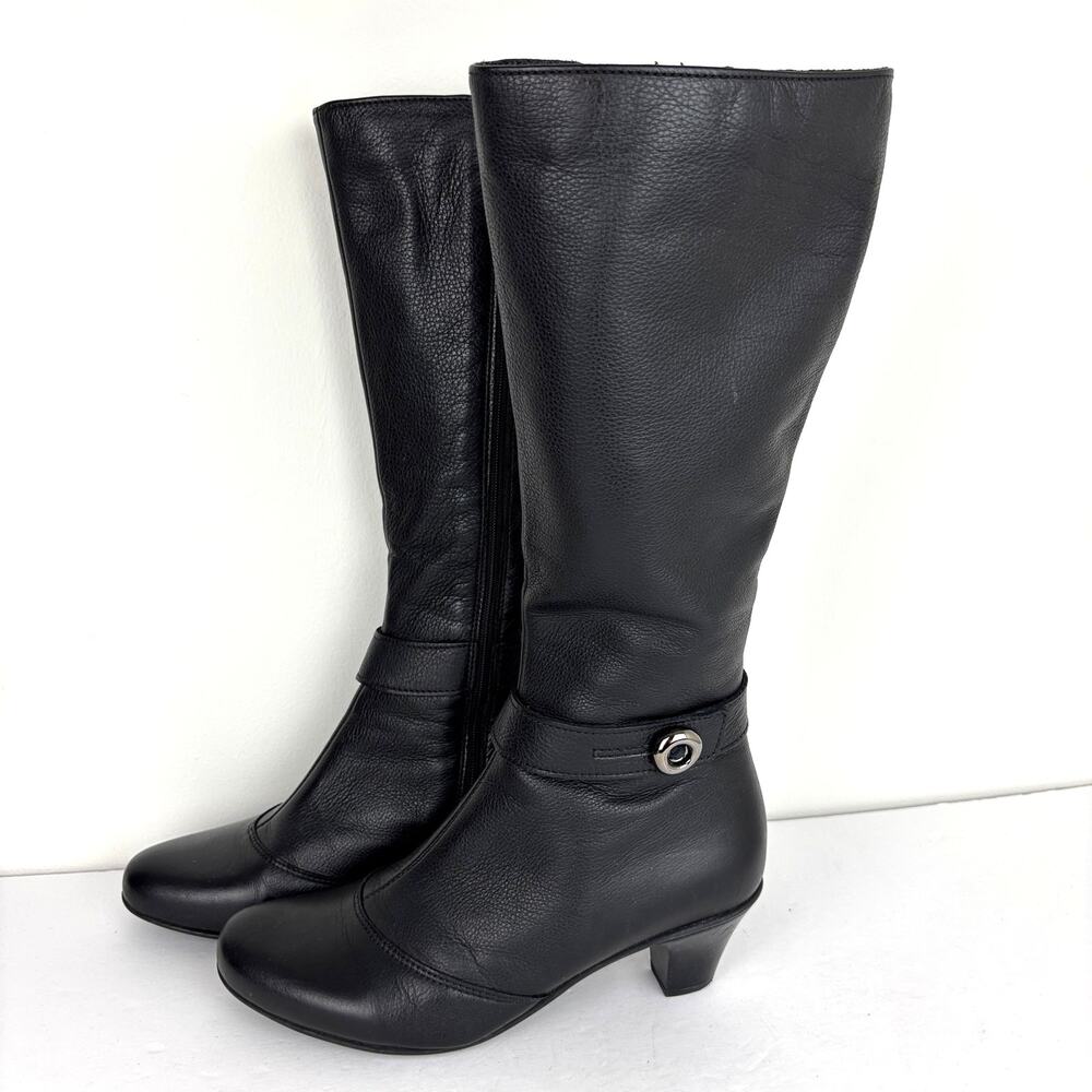 la Canadienne Tall Black Leather Heeled Boots 8M style 26763 buckle almond toe